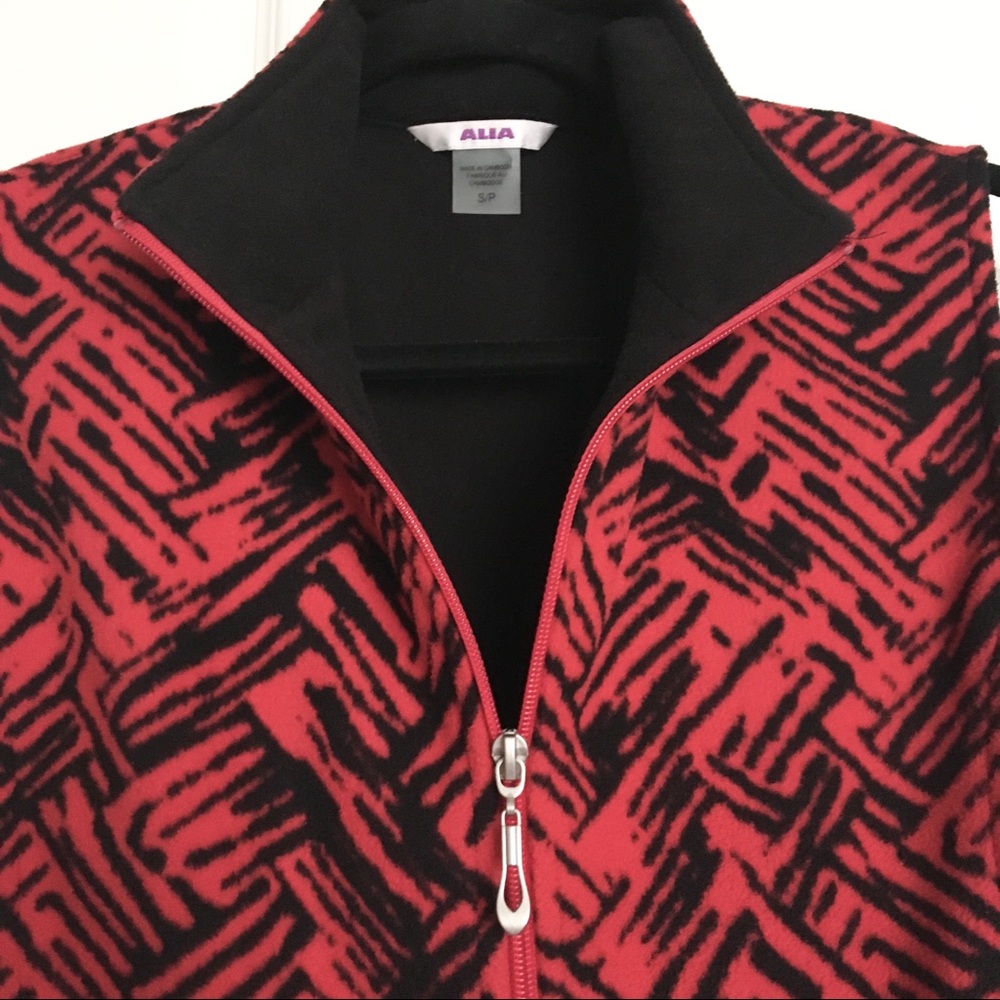 ALIA  Women’s Zip Up Vest Red Black  Size Small - Picture 3 of 6